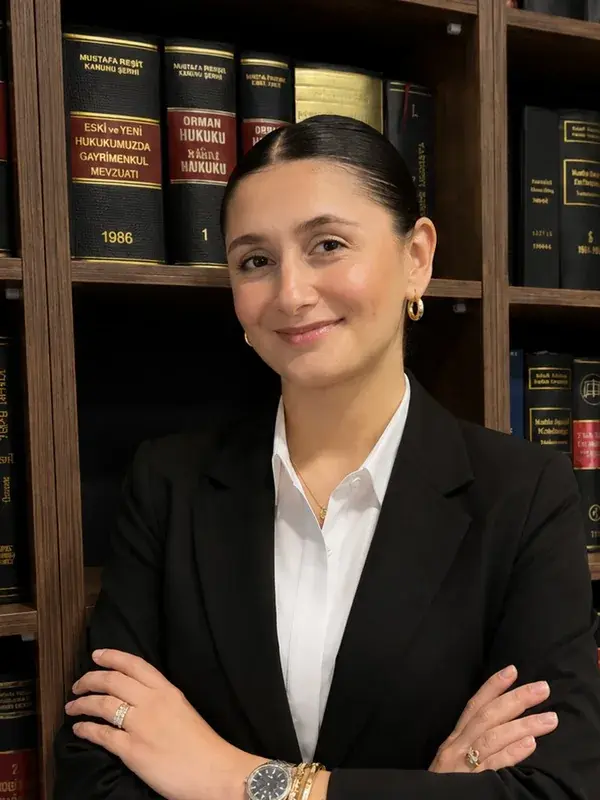 İzel Biçer